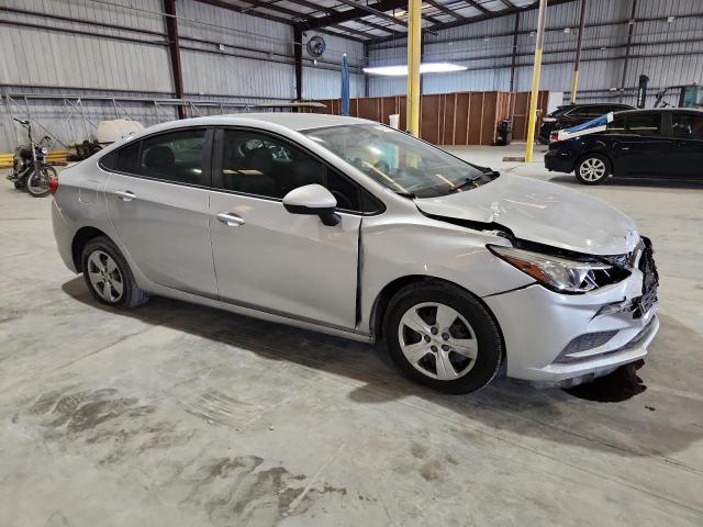 1G1BC5SM9J7211261 - 2018 CHEVROLET CRUZE LS 银色 照片 4