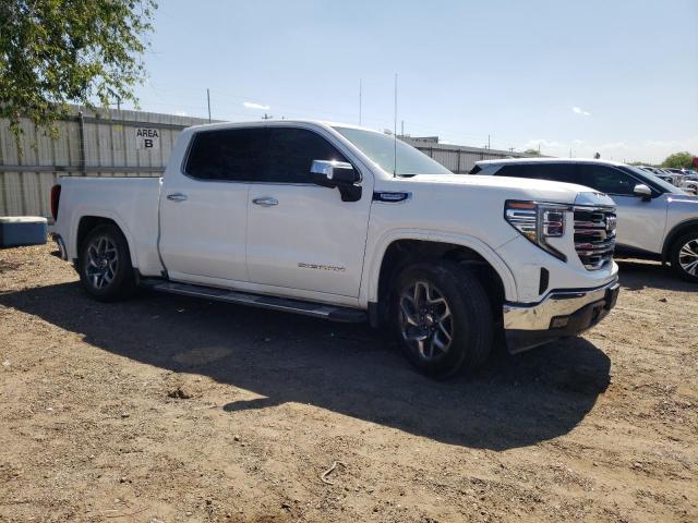 3GTPHDED0NG574417 - 2022 GMC SIERRA C1500 SLT WHITE photo 4