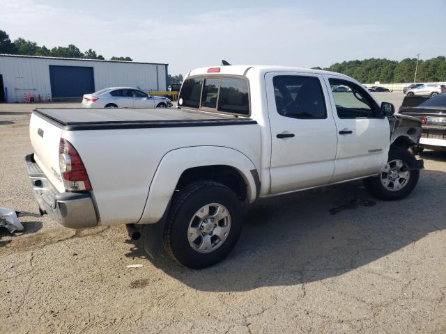 5TFJU4GN8FX066099 - 2015 TOYOTA TACOMA DOUBLE CAB PRERUNNER WHITE photo 3