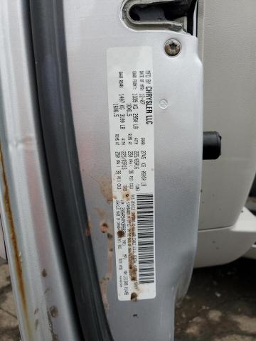 2A8HR54PX8R683011 - 2008 CHRYSLER TOWN & COU TOURING 银色 照片 12