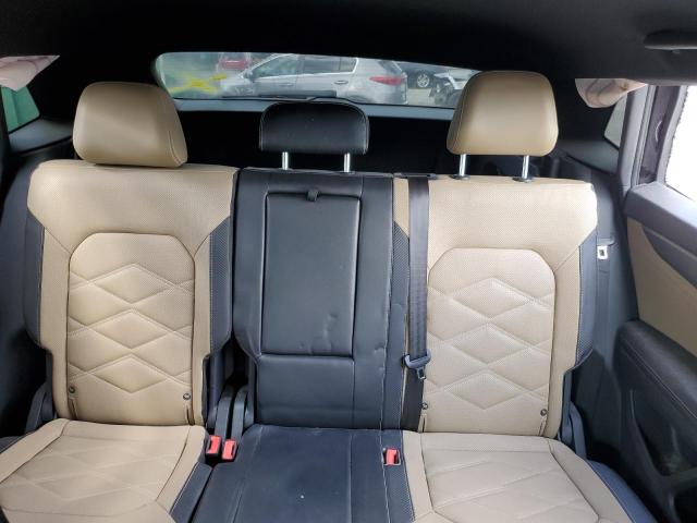 1V2LE2CA3RC227966 - 2024 VOLKSWAGEN ATLAS CROS SE Czarny zdjęcie 10