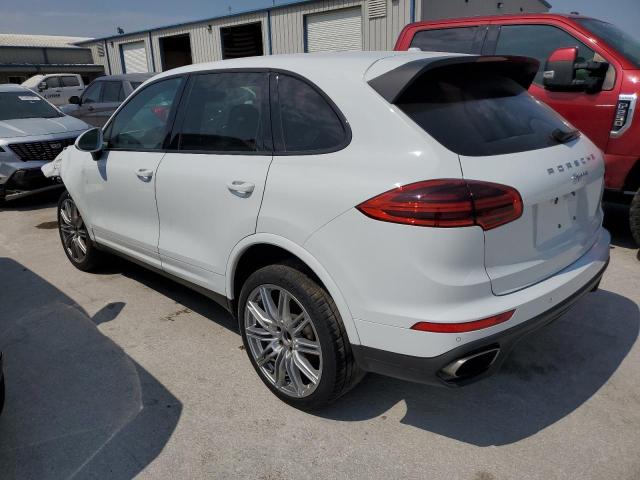 WP1AA2A20HKA92254 - 2017 PORSCHE CAYENNE WHITE photo 2