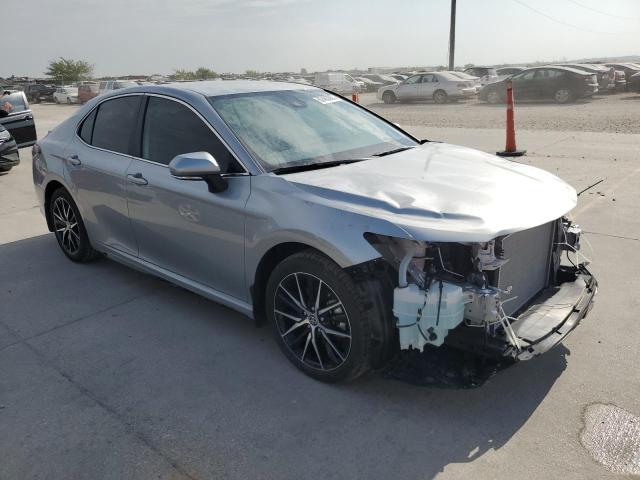 4T1G11AK3PU744899 - 2023 TOYOTA CAMRY SE NIGHT SHADE GRAY photo 4