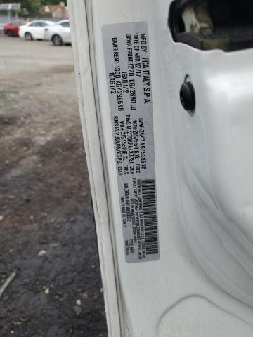 ZFBERFAB2J6K60352 - 2018 RAM PROMASTER أبيض صورة 13