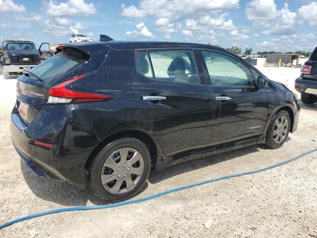 1N4AZ1CP0JC314830 - 2018 NISSAN LEAF S BLACK photo 3