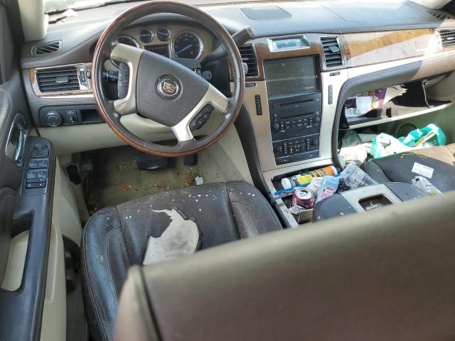 1GYUKKEF3AR113730 - 2010 CADILLAC ESCALADE ESV PLATINUM Ақ фото 8