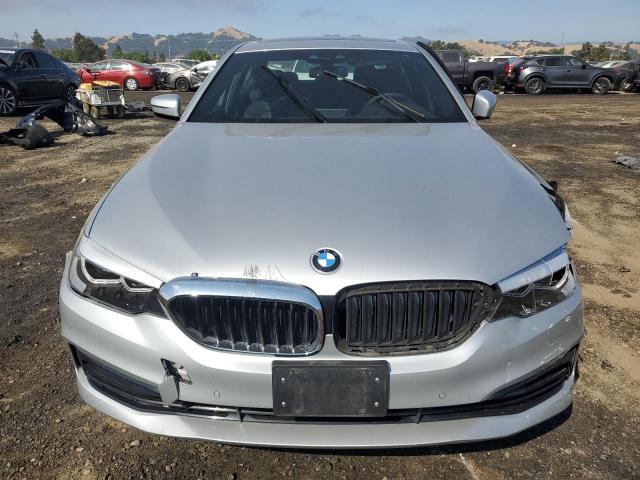 WBAJA9C54KB392918 - 2019 BMW 530E SILVER photo 5