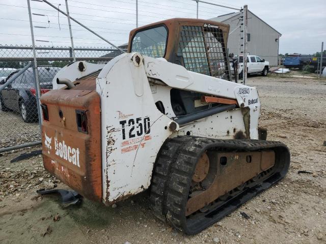 525611374 - 2005 BOBCAT T250 WHITE photo 4