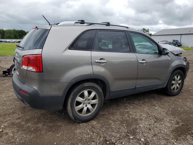 5XYKT4A26DG420739 - 2013 KIA SORENTO LX GRAY photo 3