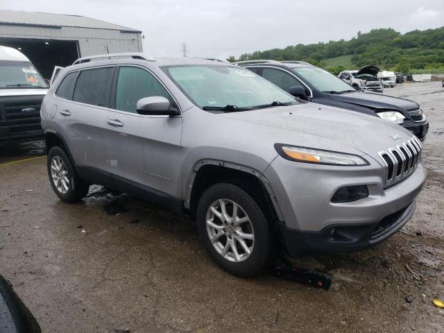 1C4PJMLB3JD600859 - 2018 JEEP CHEROKEE LATITUDE PLUS GRAY photo 4