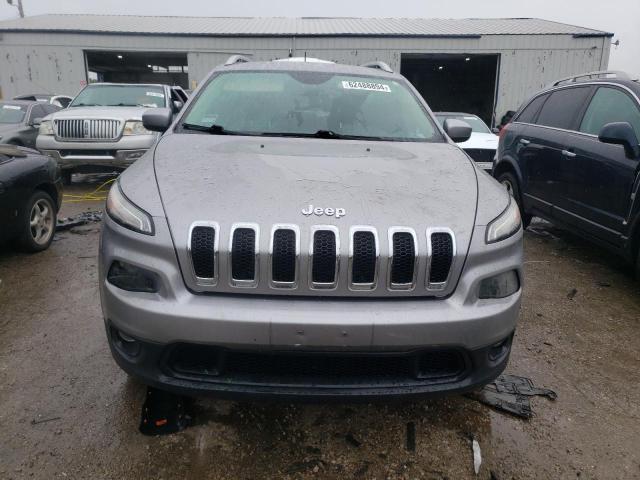 1C4PJMLB3JD600859 - 2018 JEEP CHEROKEE LATITUDE PLUS GRAY photo 5