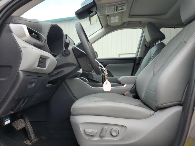 5TDGZRBH4NS588629 - 2022 TOYOTA HIGHLANDER XLE Boz foto 7