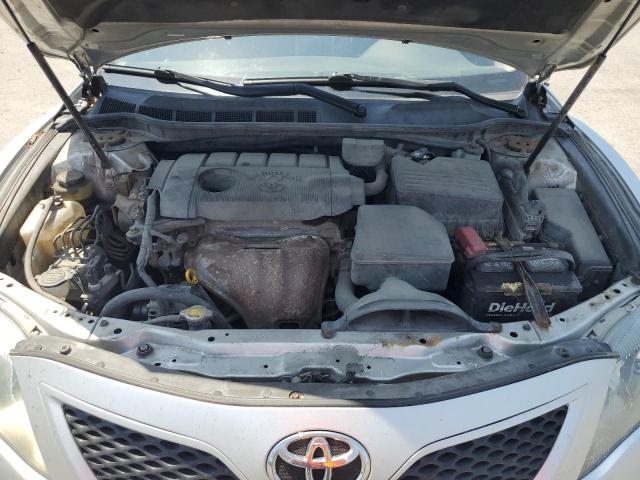 4T1BF3EK0BU135117 - 2011 TOYOTA CAMRY BASE 银色 照片 11