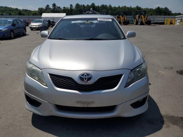 4T1BF3EK0BU135117 - 2011 TOYOTA CAMRY BASE 银色 照片 5
