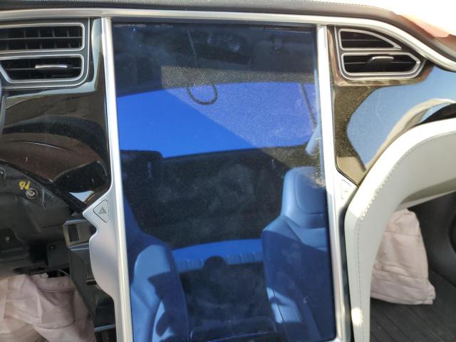 5YJSA1DP1DFP12723 - 2013 TESLA MODEL S Արծաթագույն լուսանկար 9