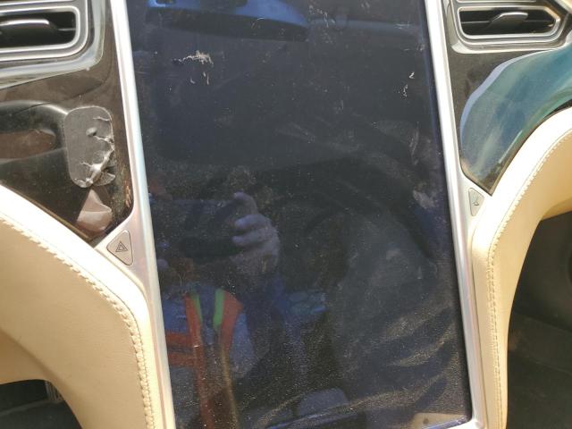 5YJSA1H11EFP39413 - 2014 TESLA MODEL S Blau Foto 9