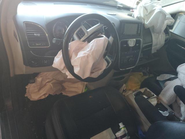 2C4RC1CG8GR306215 - 2016 CHRYSLER TOWN & COU TOURING L GRAY photo 8