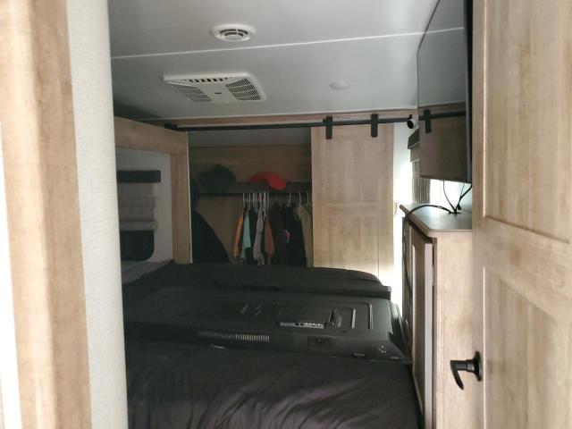 4YDF36622ME550044 - 2021 KEYSTONE TRAILER WHITE photo 6