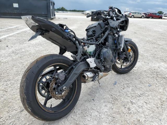 ML5EXER10PDA82676 - 2023 KAWASAKI EX650 R Boz foto 4