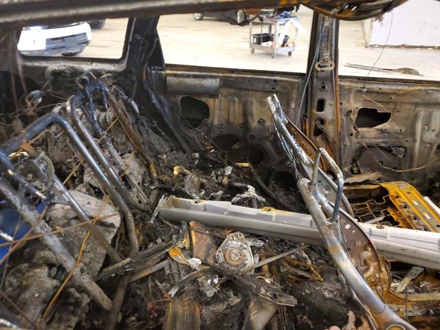 2T1KR30E35C391539 - 2005 TOYOTA COROLLA MA XR BURN photo 10