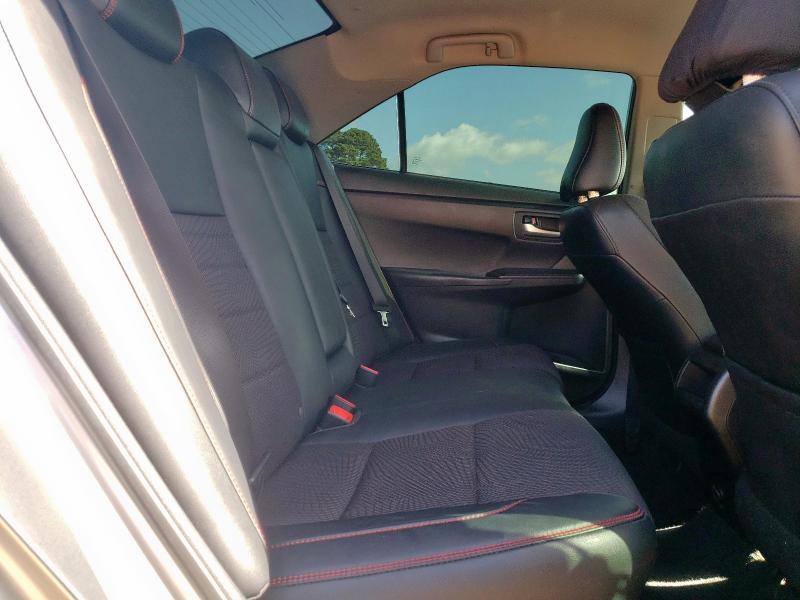 4T1BF1FK1HU446048 - 2017 TOYOTA CAMRY LE ვერცხლისფერი ფოტო 10