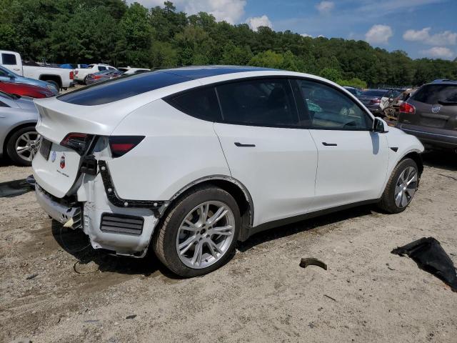 7SAYGAEE5NF398813 - 2022 TESLA MODEL Y WHITE photo 3