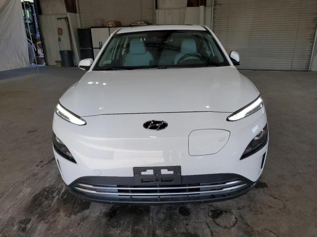 KM8K33AG2PU190430 - 2023 HYUNDAI KONA SEL WHITE photo 5