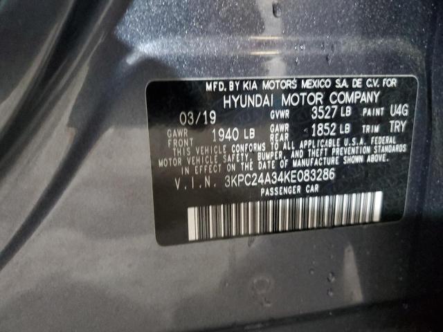 3KPC24A34KE083286 - 2019 HYUNDAI ACCENT SE Մոխրագույն լուսանկար 12