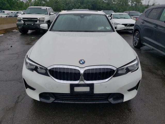 3MW5R7J04L8B34472 - 2020 BMW 330XI WHITE photo 5