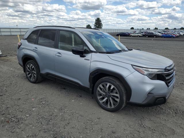 JF2SLSTD9SH406343 - 2025 SUBARU FORESTER TOURING SILVER photo 4