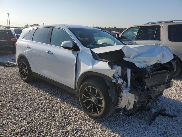 5XYPG4A57LG631936 - 2020 KIA SORENTO S WHITE photo 4