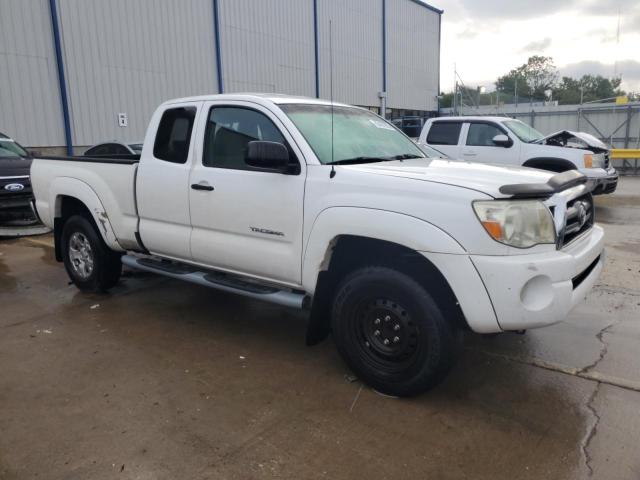 5TETU62N29Z650121 - 2009 TOYOTA TACOMA PRERUNNER ACCESS CAB WHITE photo 4