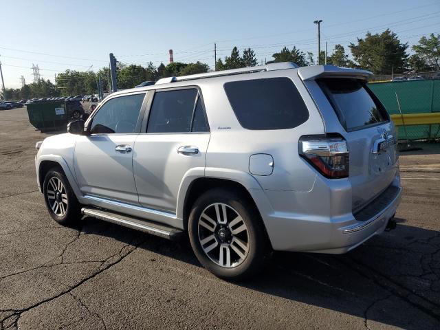 JTEBU5JR4H5411306 - 2017 TOYOTA 4RUNNER SR5/SR5 PREMIUM ვერცხლისფერი ფოტო 2