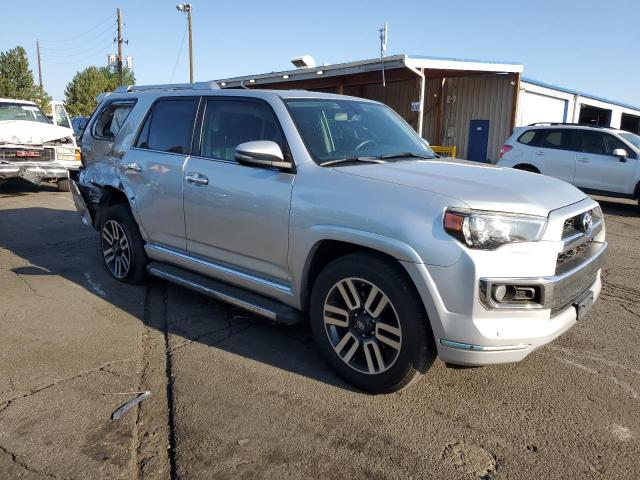 JTEBU5JR4H5411306 - 2017 TOYOTA 4RUNNER SR5/SR5 PREMIUM ვერცხლისფერი ფოტო 4