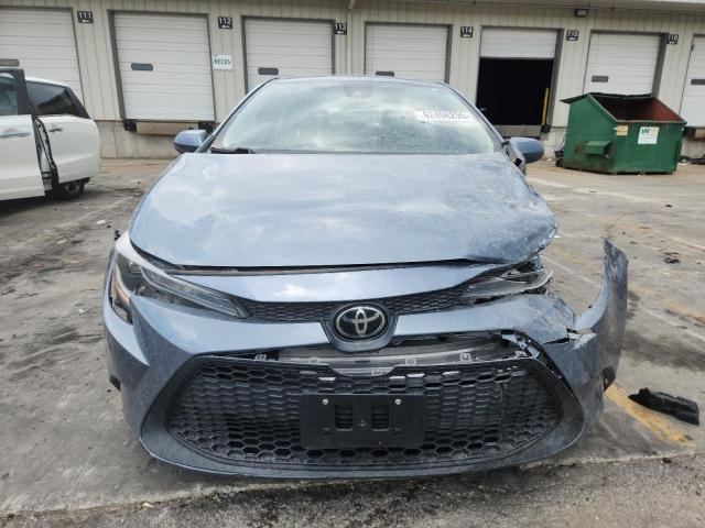 5YFEPRAE4LP024425 - 2020 TOYOTA COROLLA LE Mavi foto 5