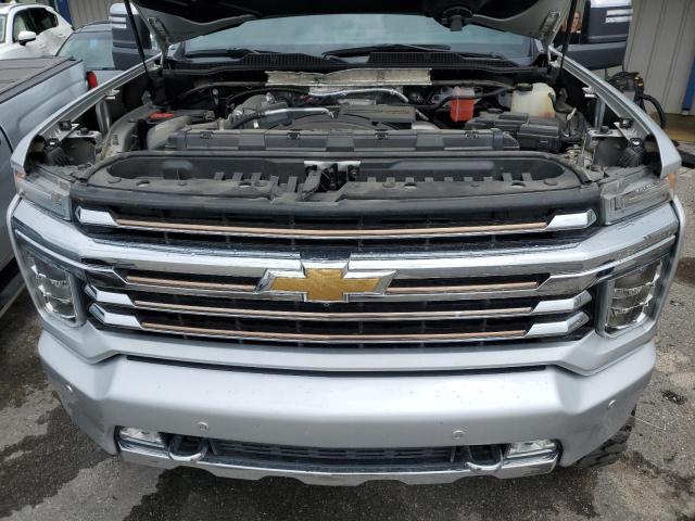 1GC4YREY4LF128417 - 2020 CHEVROLET SILVERADO K2500 HIGH COUNTRY SILVER photo 11