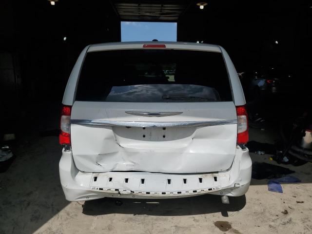 2C4RC1CG3GR284592 - 2016 CHRYSLER TOWN & COU TOURING L WHITE photo 6