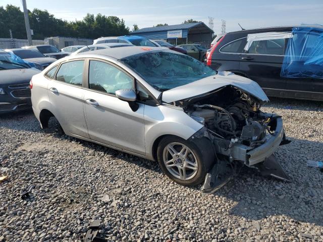 3FADP4BJ2KM116722 - 2019 FORD FIESTA SE SILVER photo 4