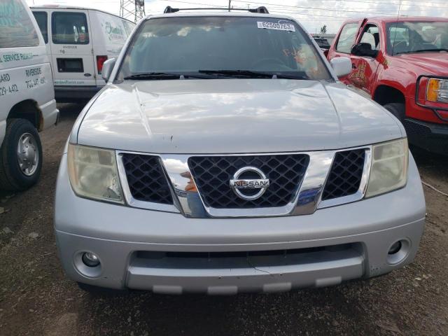 5N1AR18W15C789334 - 2005 NISSAN PATHFINDER LE SILVER photo 5