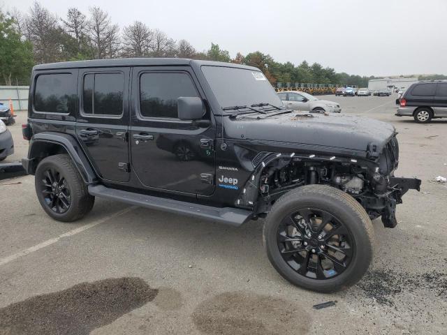 1C4JJXP60NW228315 - 2022 JEEP WRANGLER U SAHARA 4XE BLACK photo 4