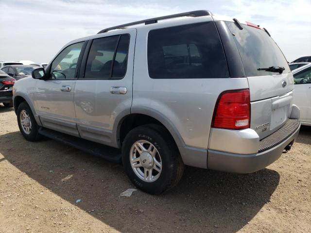 1FMDU73E82UC00704 - 2002 FORD EXPLORER XLT SILVER photo 2