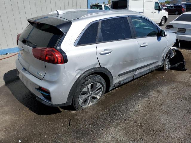 KNDCE3LG7L5081725 - 2020 KIA NIRO EX PREMIUM SILVER photo 3