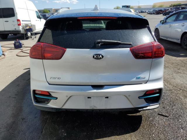 KNDCE3LG7L5081725 - 2020 KIA NIRO EX PREMIUM SILVER photo 6