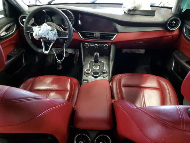 ZARFAEDN4H7549994 - 2017 ALFA ROMEO GIULIA Q4 白色 照片 8