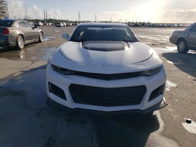 1G1FK1R68J0135965 - 2018 CHEVROLET CAMARO ZL1 WHITE photo 5