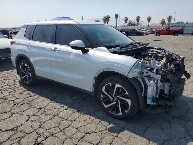 JA4J3TA88NZ007955 - 2022 MITSUBISHI OUTLANDER ES თეთრი ფოტო 4