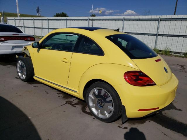 3VWJX7ATXCM651166 - 2012 VOLKSWAGEN BEETLE YELLOW photo 2