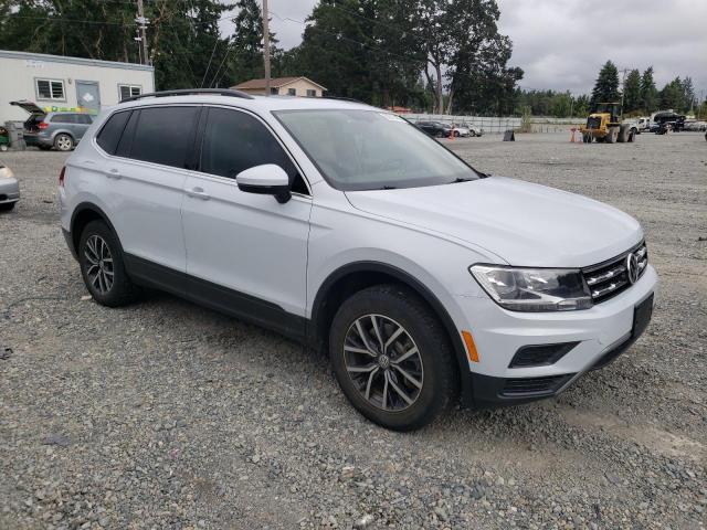 3VV2B7AX9KM011569 - 2019 VOLKSWAGEN TIGUAN SE WHITE photo 4