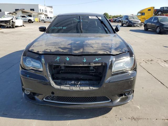 2C3CCAFJ5DH618673 - 2013 CHRYSLER 300 SRT-8 BLACK photo 5