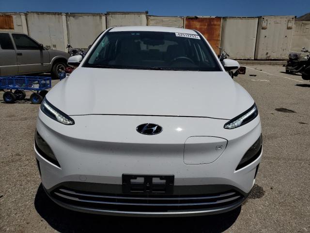 KM8K23AG7PU176459 - 2023 HYUNDAI KONA SE WHITE photo 5